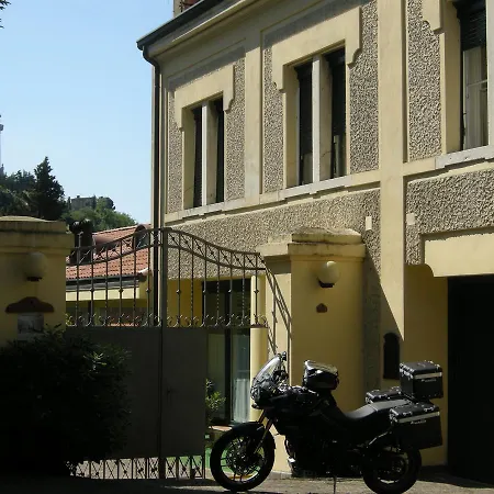 Le Residenze Dei Serravallo 4* Triest