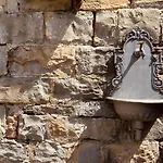 Le Residenze Dei Serravallo 4* 的里雅斯特