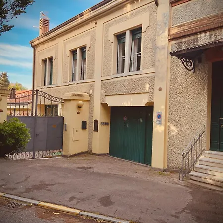 Le Residenze Dei Serravallo 4* 的里雅斯特